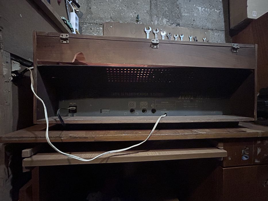 лампово ретро радио