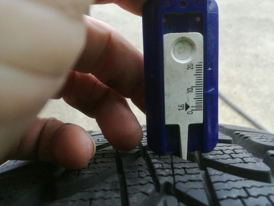 Mercedes X156 GLA - 215/55/18