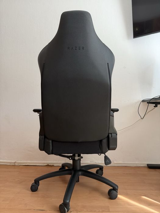 Scaun gaming Razer