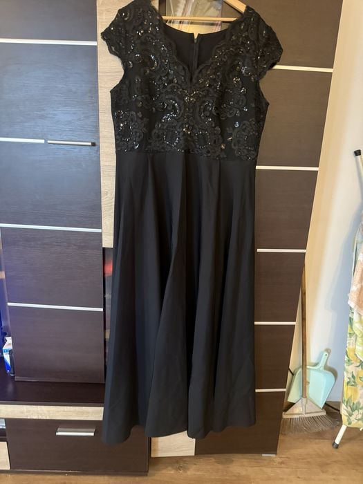 Rochie eleganta 46-48 talie 106-bust 103