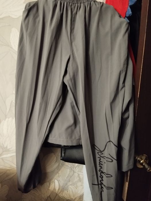 Продам платье и костюм