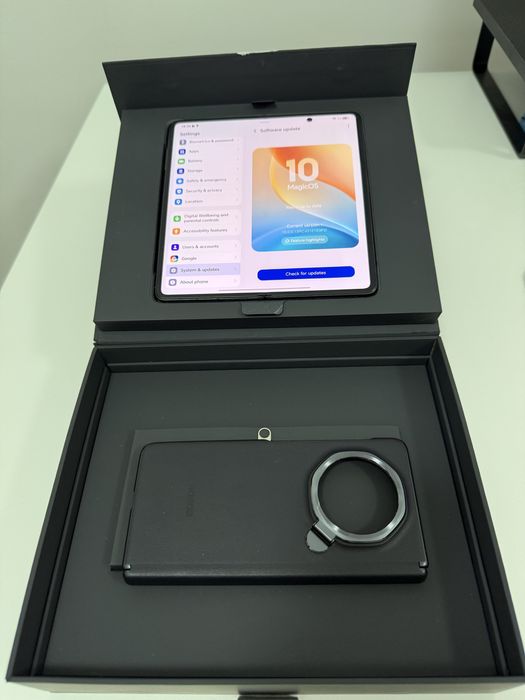 Honor Magic V3 IMPECABIL