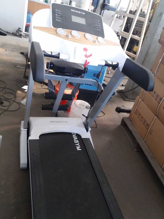 Бягаща пътека - електрическа - нова