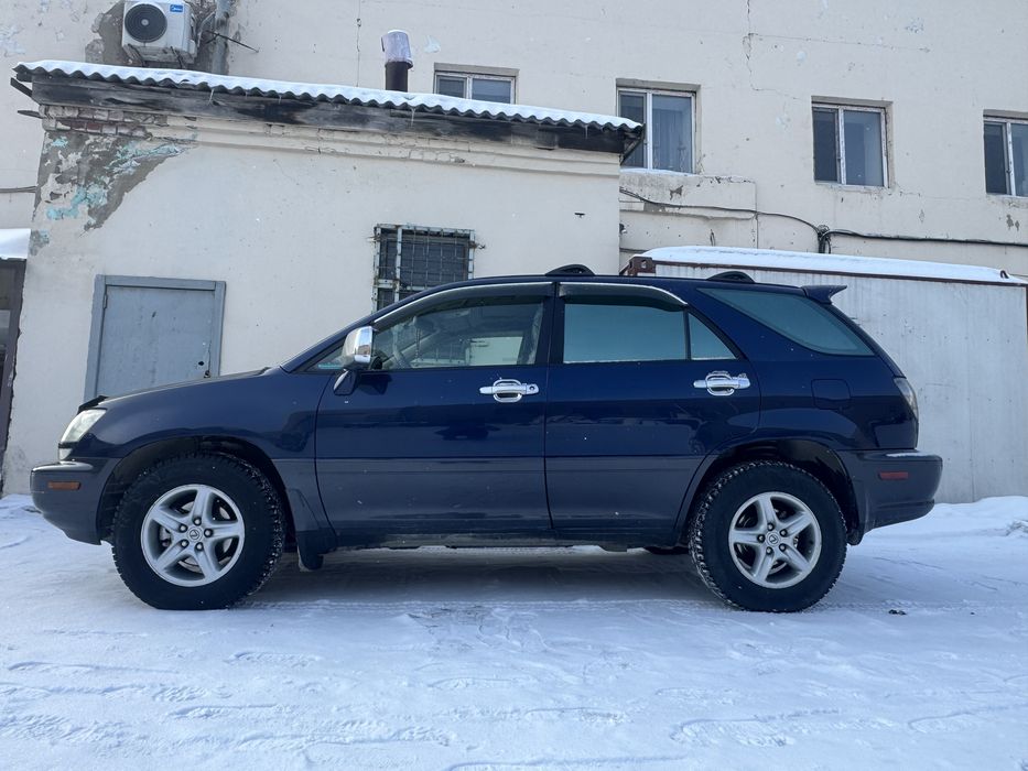 Лексус RX 300.      2001 г. в.