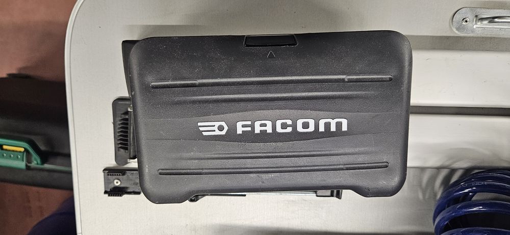 Trusa chei combinate cu clichet FACOM