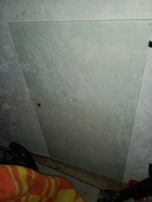 Стекло 41×76 продам