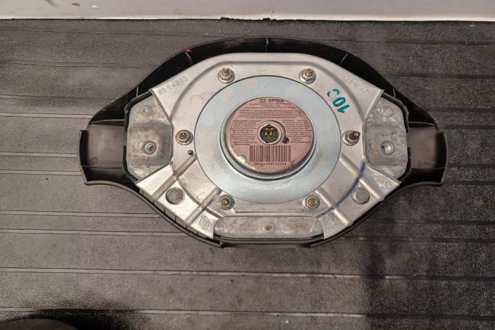 Airbag volan / sofer 8200546962 8200546962 Dacia Logan prima generati