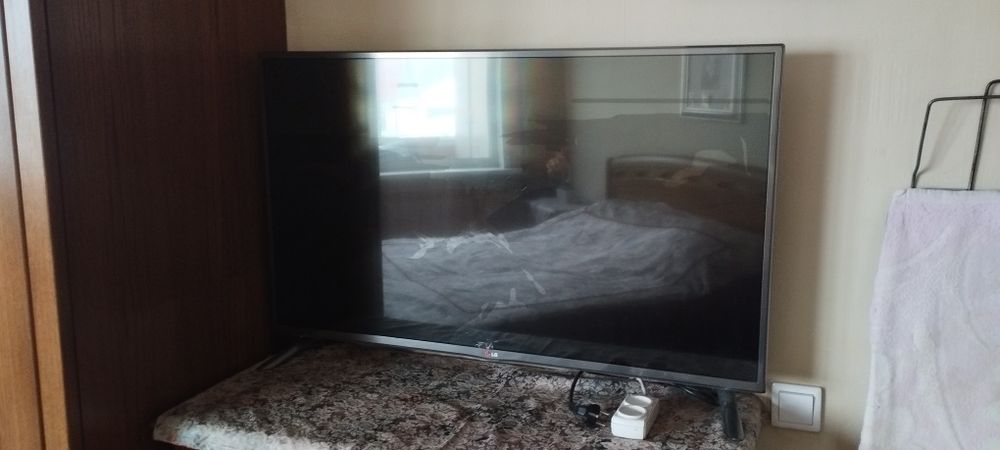 Телевизор на запчасти