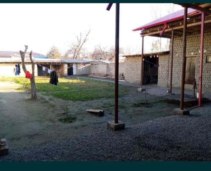 Саехат худудида жойлашган 8 хонали ховли сотилади