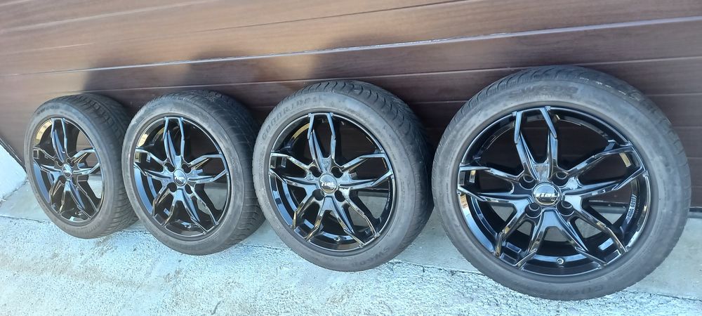 Jante aliaj negre 4X108 R16 Ford RIAL Lucca Diamant-Schwarz Lackiert
