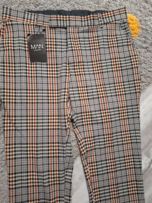 2 Perechi pantaloni bărbătești eleganți/ocazie skinny fit Boohoo noi