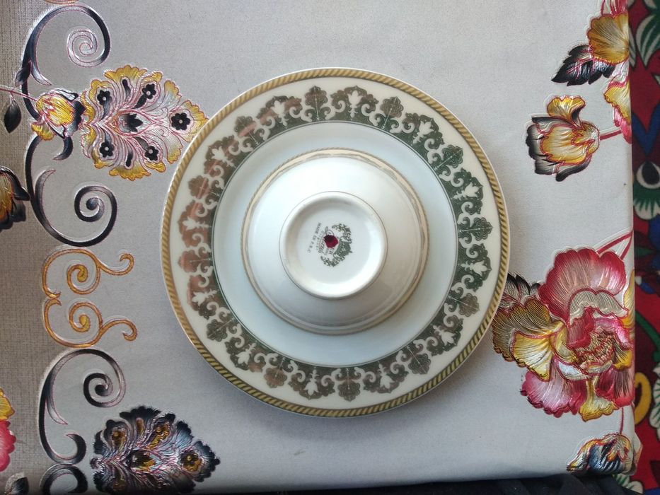 24/7. Пракат стол стул пасуда навес зонтик ижараси.