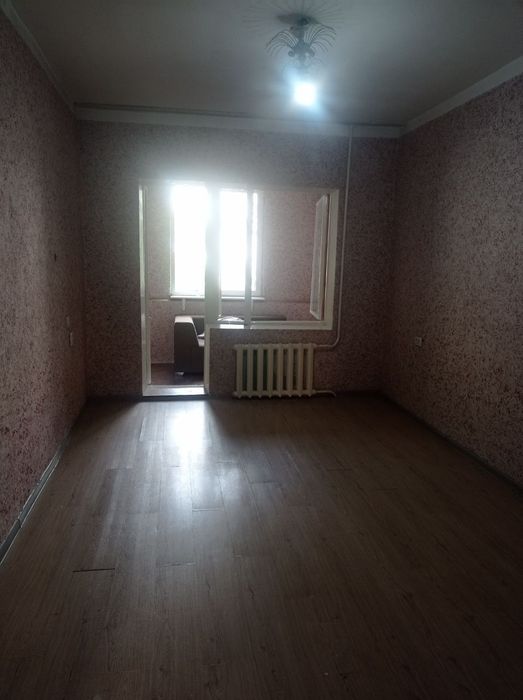 Продам 2 ком Юнусабад 9 квартал