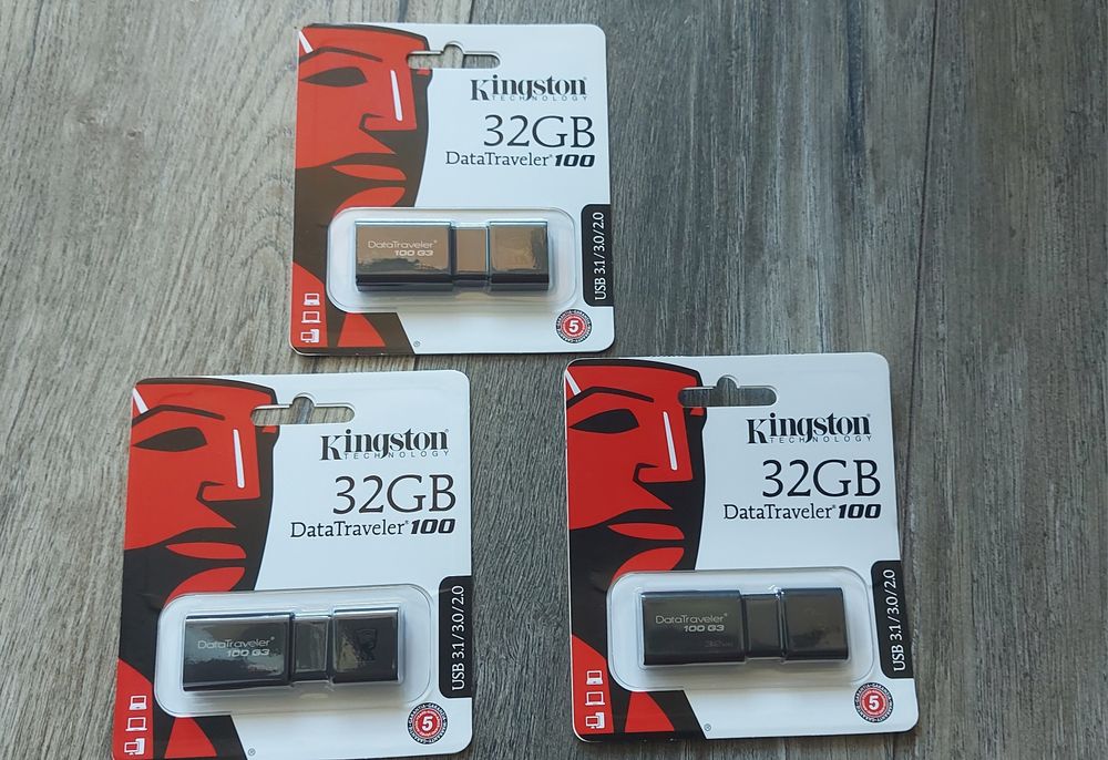 Usb FlashDrive Luxury „Limited Edition” 16GB USB2.0 - piele neagra
