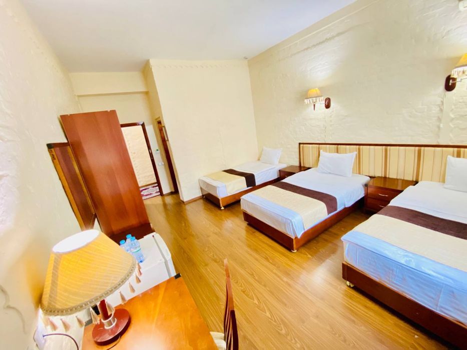 Продажа Гостиницы по Ул Шота Руставели 3800м2 ориентир Гранд Мир отель