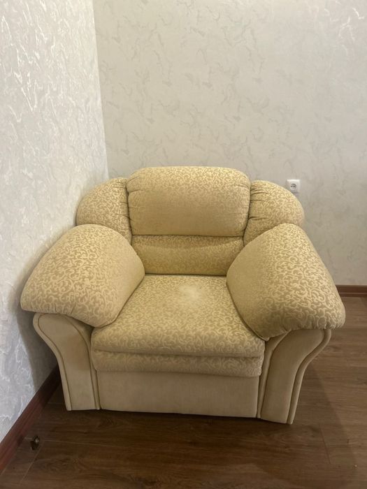 Диван угловой с креслом