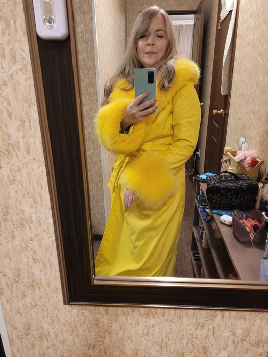 Кожаное пальто с мехом