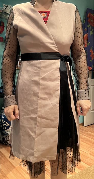 Продам женские платья