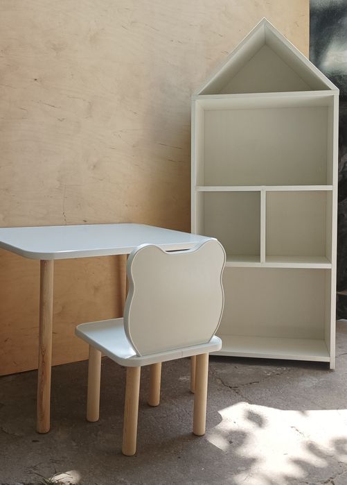 Детская мебель столы стулья стеллажи