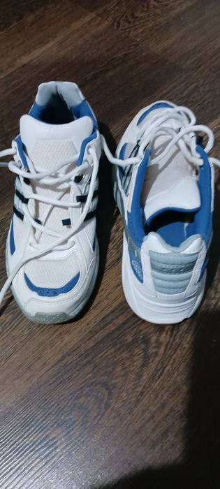 Adidas original mărimea 40