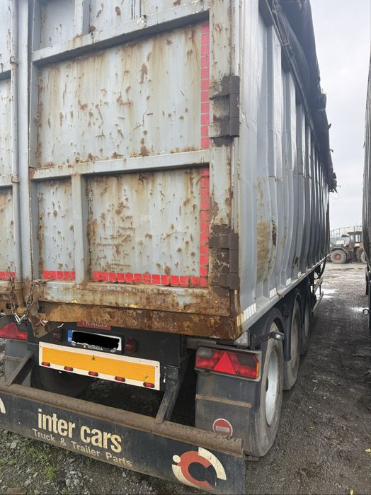 Semiremorca basculabila Trailis fier vechi