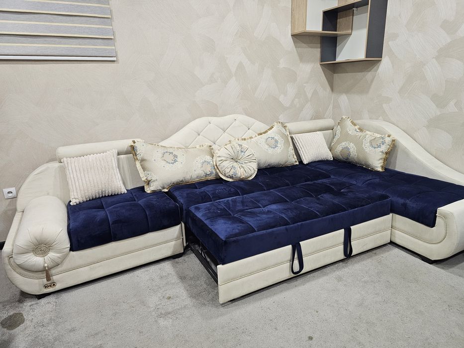 Продам диван уголок