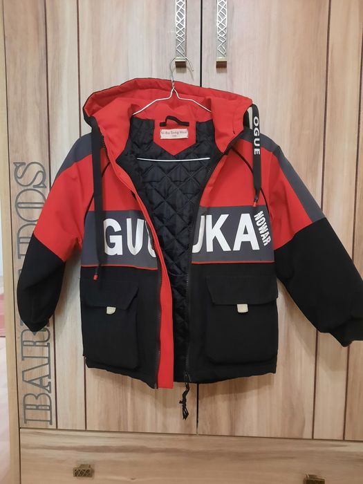 Куртка на мальчика 5-6 лет