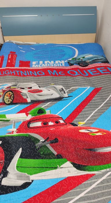 Детский гарнитур (с кроватью )