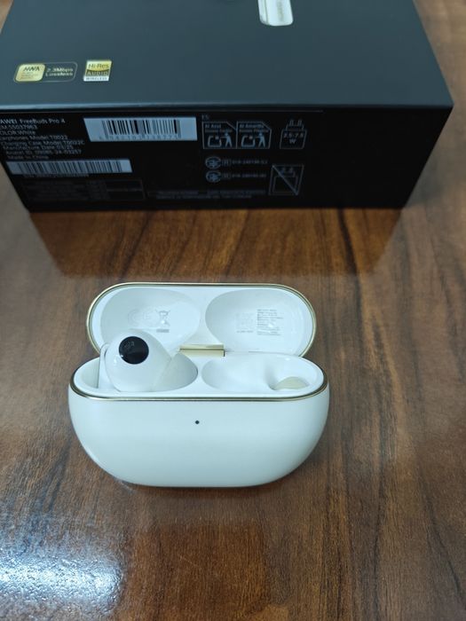 Huawei free buds pro 4