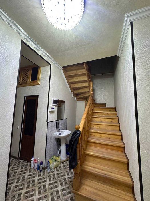 Bino ijaraga beriladi 130 kv2