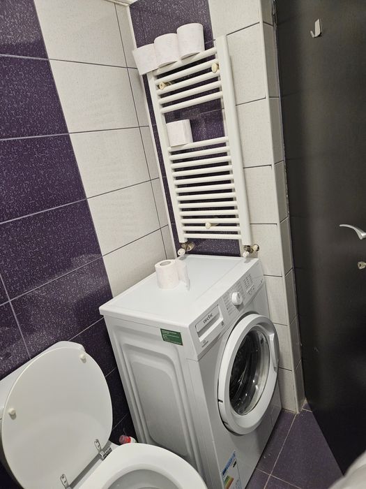 Proprietar, închiriez apartament 2 camere.