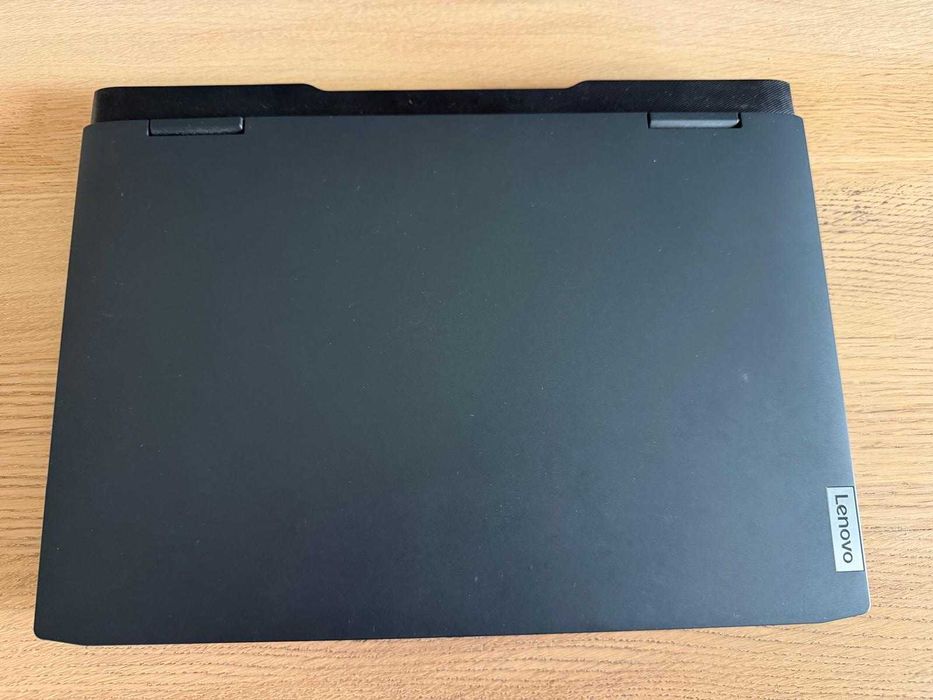 Laptop gaming Lenovo (15ARH7) AMD Ryzen™ 5 6600H 4.50 GHz, NVIDIA RTX™ 3050 4GB GDDR6, Memorie 16GB DDR5, SSD 512GB  15.6" 120Hz