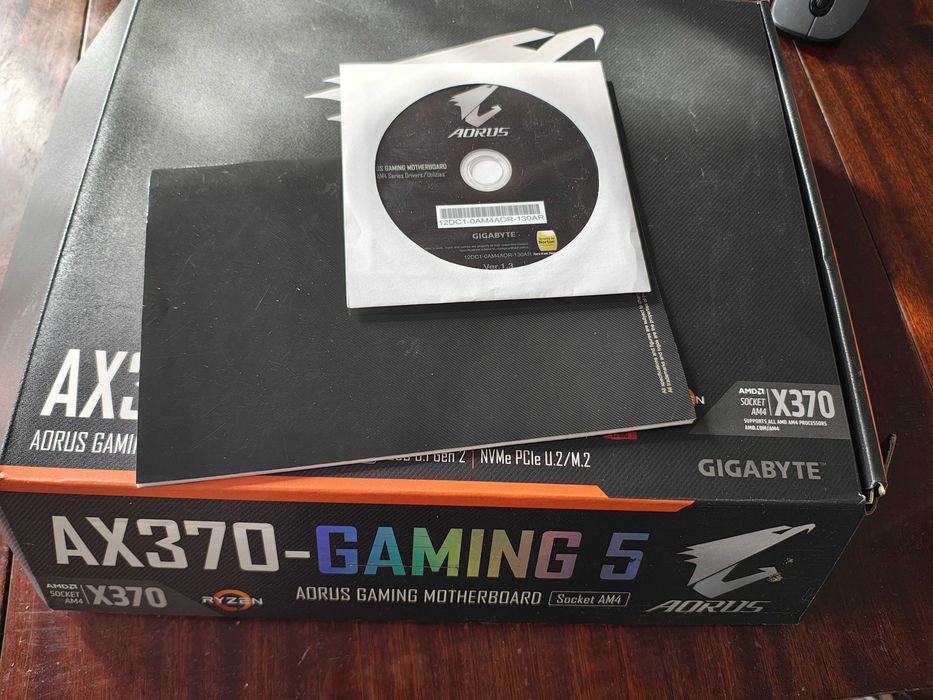 Продавам дънна платка  "GA-AX370-Gaming 5" в перфектно състояние.