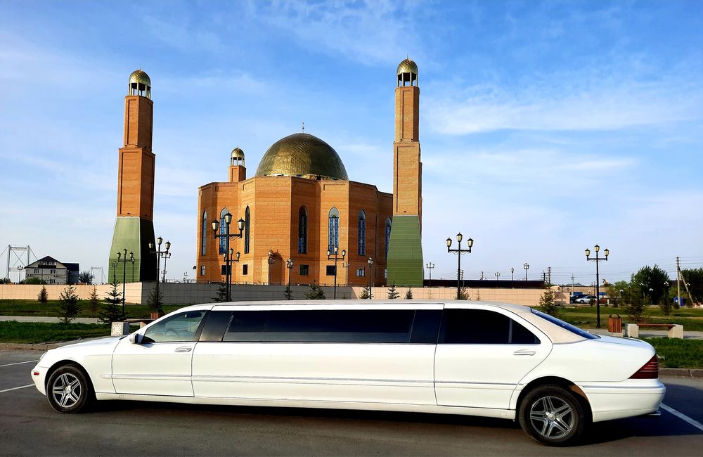 Продам лимузин мерседес w 220