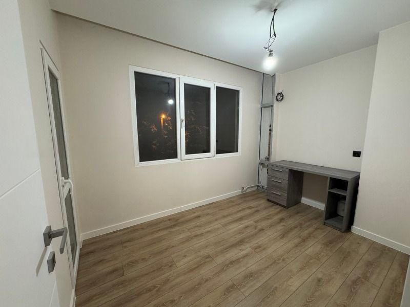 Дава се под наем Тристаен апартамент в София, Обеля 2 - 70 кв.м за 647.19 € - Снимка #6
