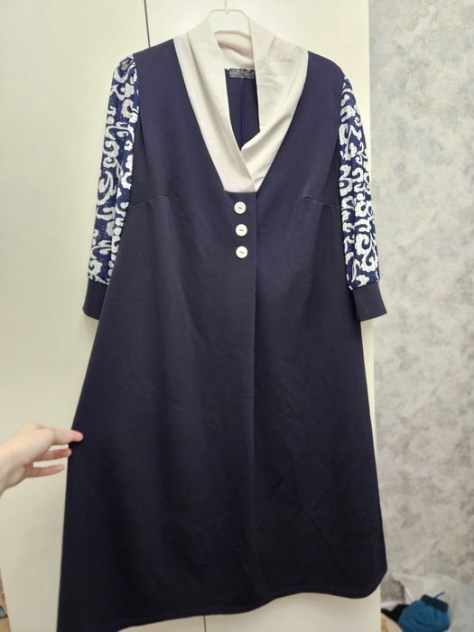 Платье женское..