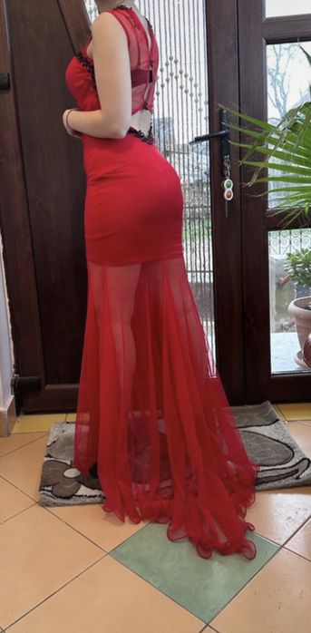 Rochie cu spatele gol
