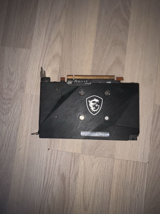 Видео карта Radeon RX 6500 XT