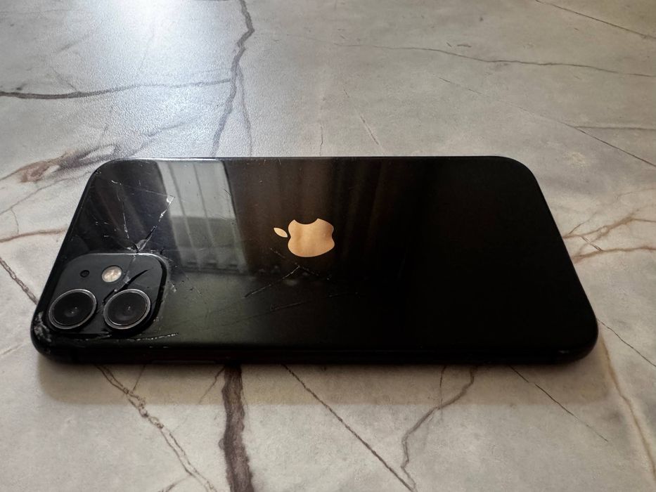 iPhone 11, Black / Айфон 11, черный
