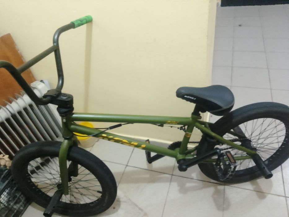 Продаю BMX KENLI срочно