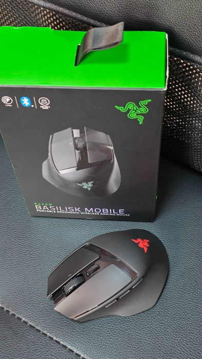 Razer Basilisk Mobile- gamer and laptop RGB mouse