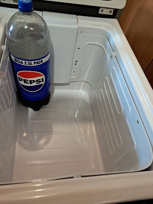 Хладилник-фризер 12  24, 220 волта ENGEL