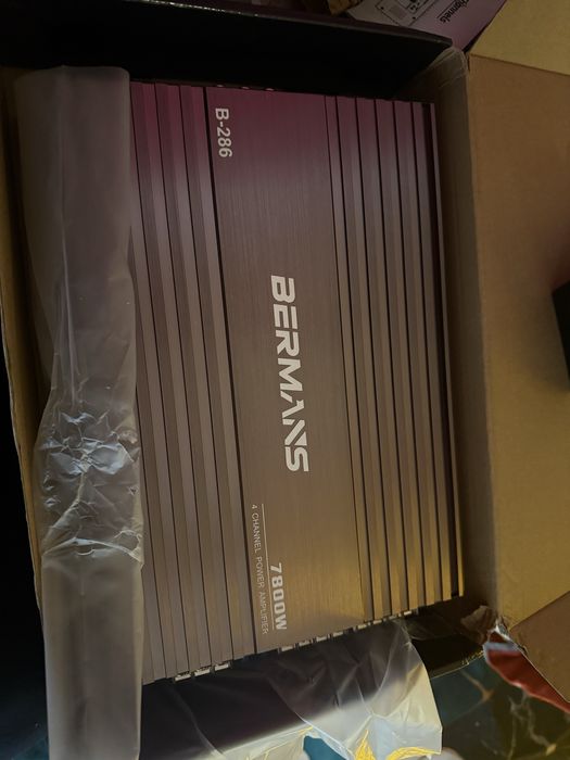 Amplificator audio auto