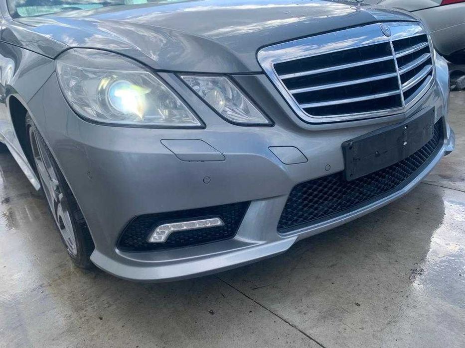 Dezmembrez mercedes e class w212 AMG/e350 AMG w212/bixenon adaptiv