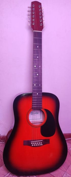 Гитара 12 струнная