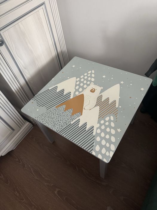 Masa cu 2 scaune si dulap depozitare