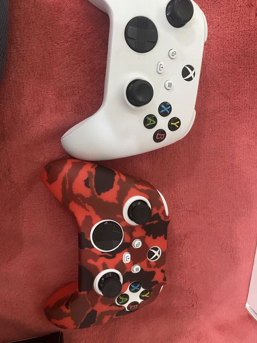 Продам джойстики xbox series s/x