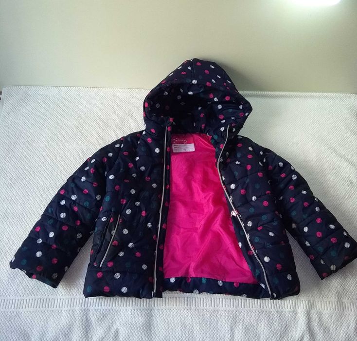 Курточка детская   с капюшоном