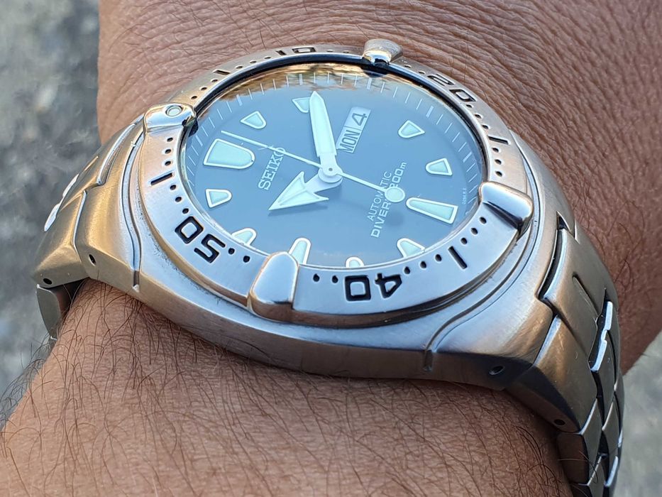 Seiko Black Knight SKXA33