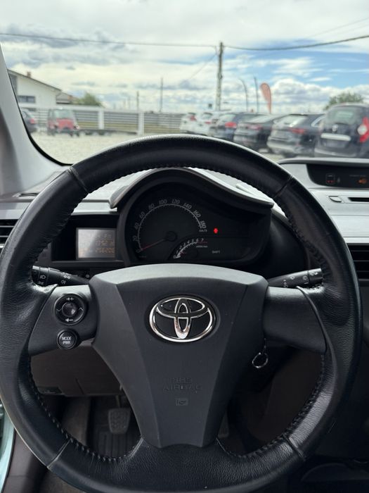 Toyota IQ 1.0 VVTi 2010